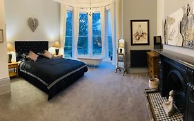Luxury Garden Apartment Under The Castle, Dover